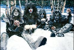 Kiss - In The Mirror