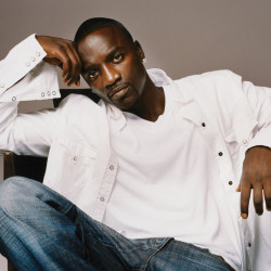 Akon - Locked Up (Album Version Explicit)